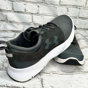 Under Armour Black / Grey Sneakers